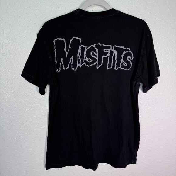 Affliction Misfits Shirt Mens Large Skull Wings Y2K Graphic Tee Grunge Punk NEW - Picture 2 of 9